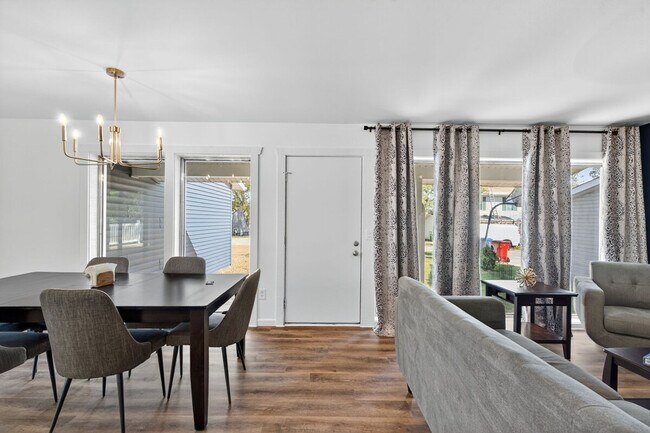 Foto del edificio - 1788 Dandridge Ln