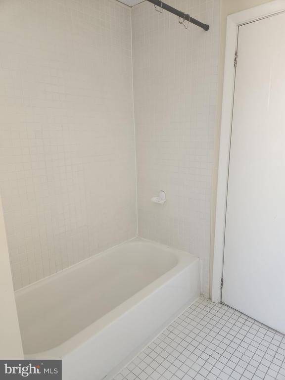 915 Haddon Ave Unit A, Collingswood, NJ 08108 Room for Rent in