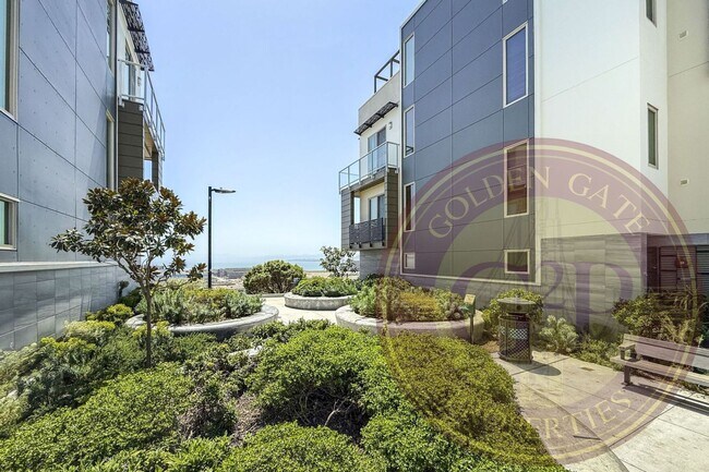 Foto del edificio - SF Shipyard - 3 BR, 2.5 BA Townhouse 1,634...