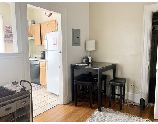 Building Photo - 1091 Boylston St