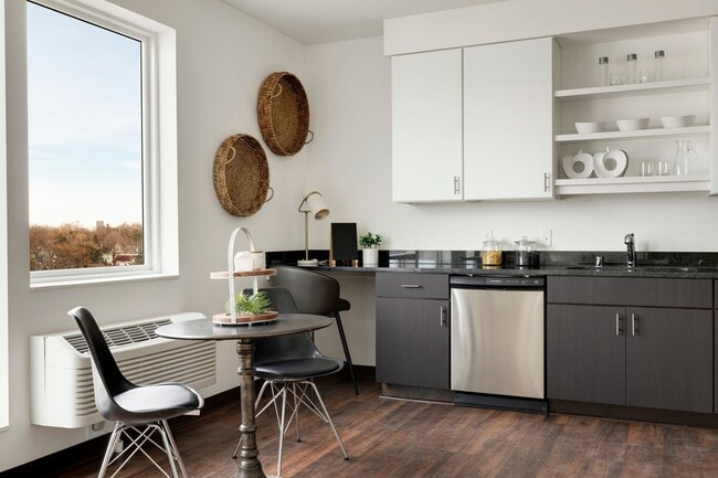 Interior Photo - Rym Apartments