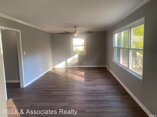 Foto del edificio - 3 br, 2 bath House - 600 E Millbrook Road