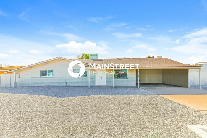 Primary Photo - 1335 E Ellis Cir