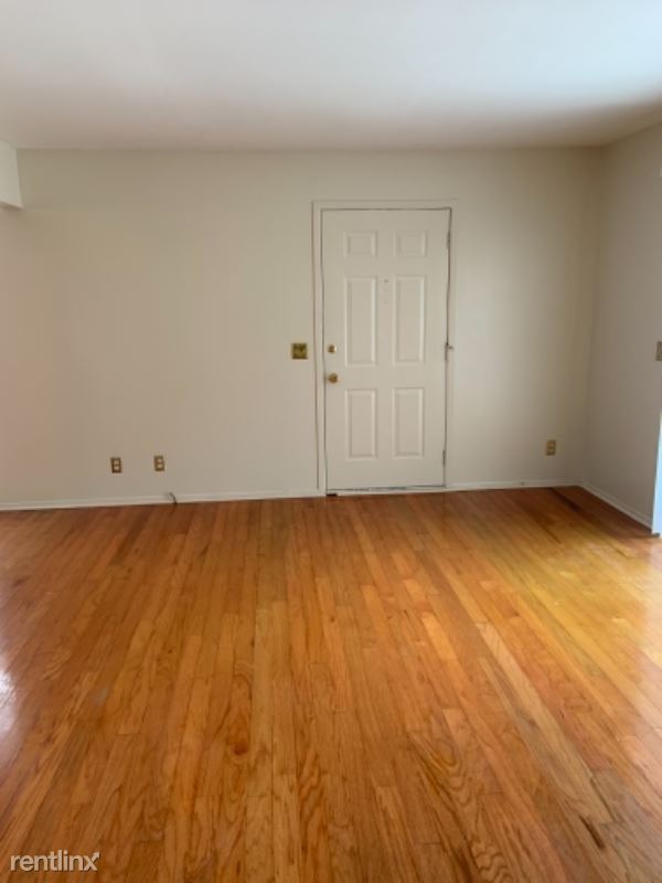 Foto del edificio - 24382 Meadowbridge Dr