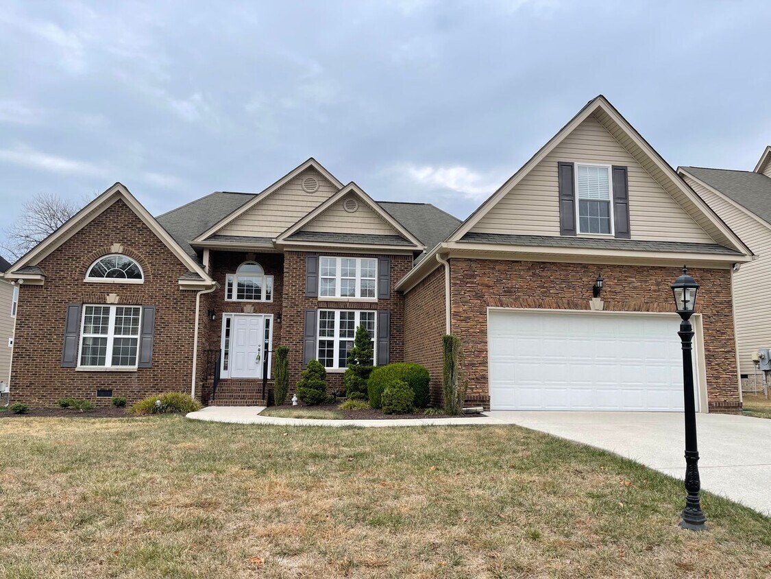 Foto principal - 4 Bedroom/2.5 Bath for Rent in Ooltewah's ...