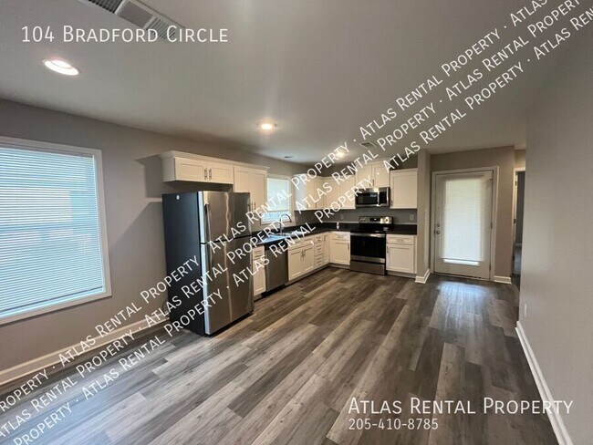 Foto del edificio - 104 Bradford Cir
