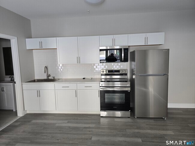 Foto del edificio - 775 Main St