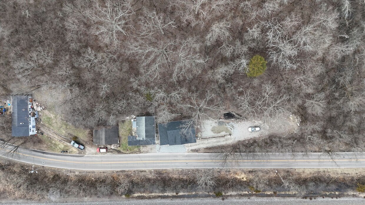 Building Photo - Spacious 4-Bedroom Home with Riverview in Miamisburg