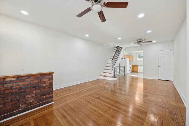 Foto del edificio - 524 Fernon St