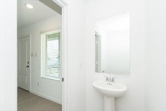 Building Photo - 12819 Ivy Crk Ct