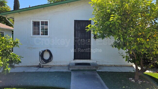 Foto del edificio - 173 E 15th St