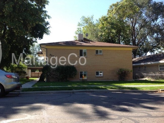 Building Photo - 316 E Downington Ave