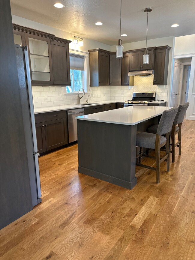 Foto del edificio - 165 E Grove Creek Ln