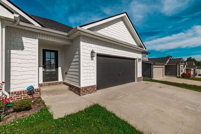 Building Photo - 905 Frog Gip Pond Ct