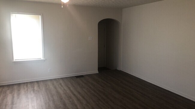 Building Photo - 4701 Prescott