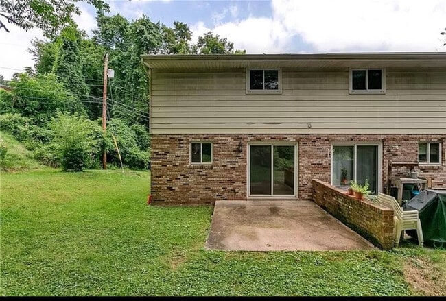 Building Photo - 3449 Middletown Rd