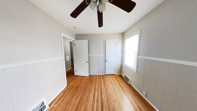 Foto del edificio - 3071 Fort Park Blvd