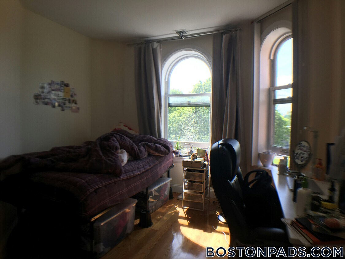 Foto principal - 90 Westland Ave