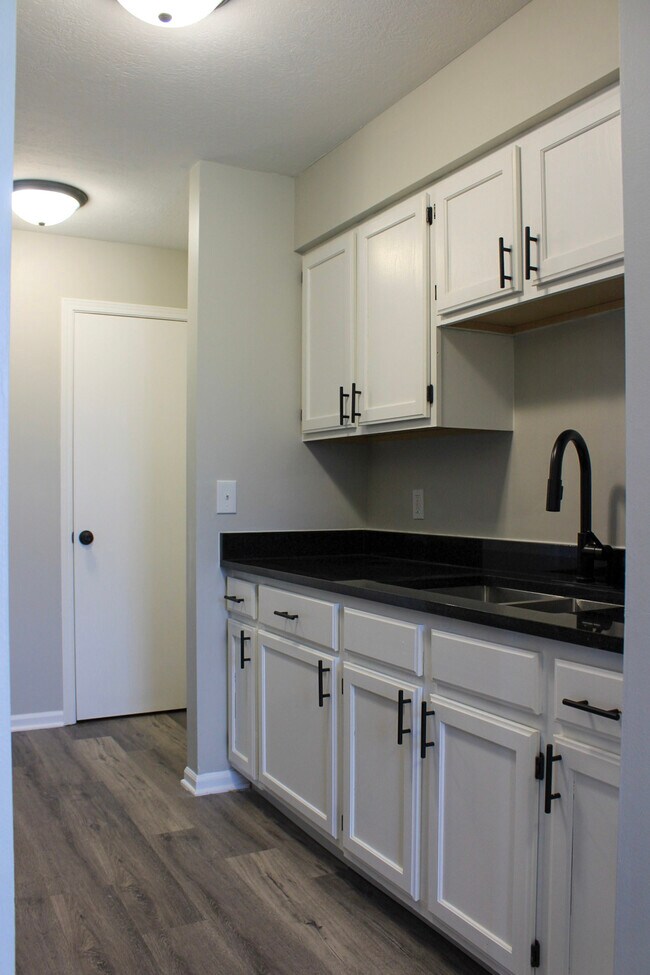 2026 N Section St, Sullivan, IN 47882 Townhome Rentals in Sullivan IN