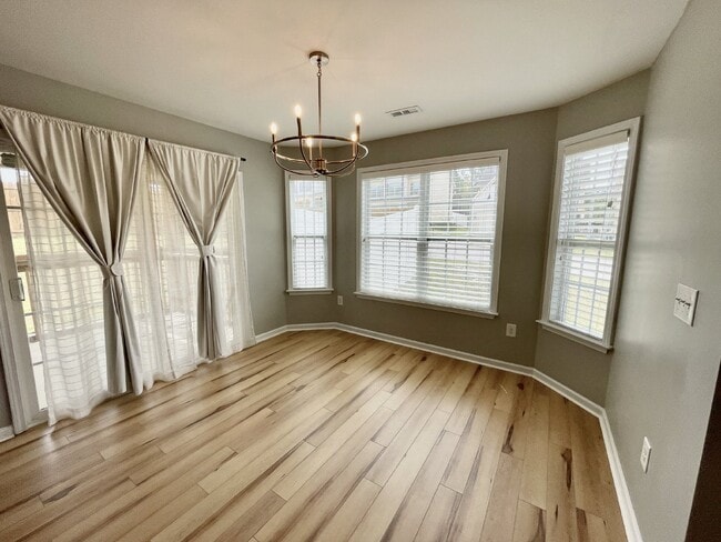 Foto del edificio - 3 bed, 2 bath Nest in Cameron