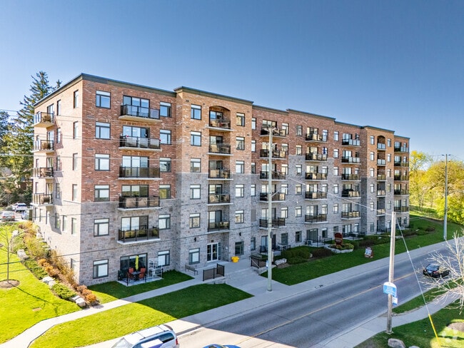 Building Photo - Linden Crossing