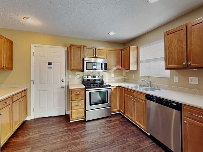 Foto del edificio - 1031 Buddleia Ct