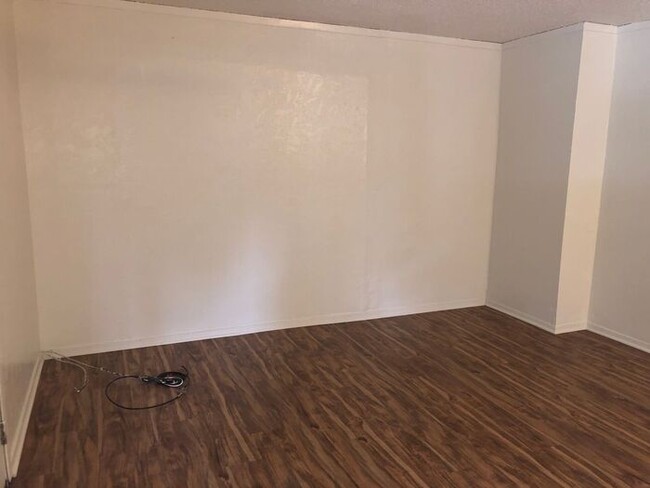 Building Photo - Mountain Home - 1 Bedroom and 1 Bathroom P...