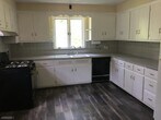 Primary Photo - 202 Parker Ave