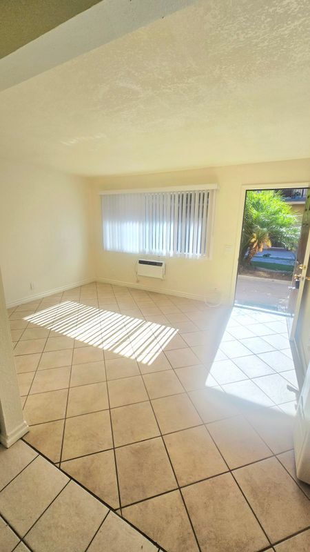 Building Photo - 4613 Canoga St