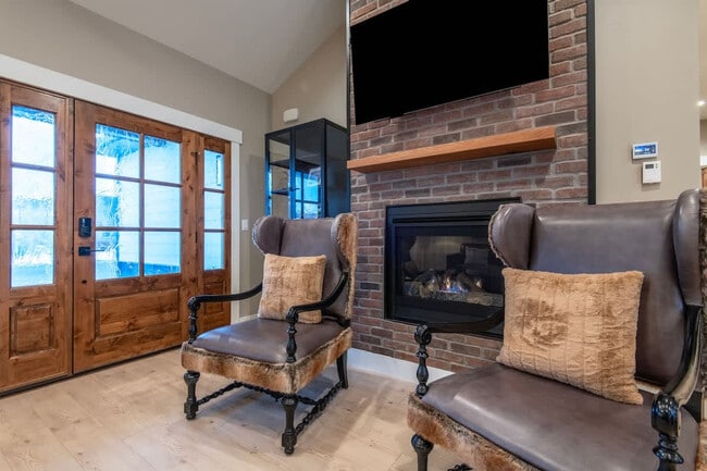 Building Photo - 444 Cowboy Trail