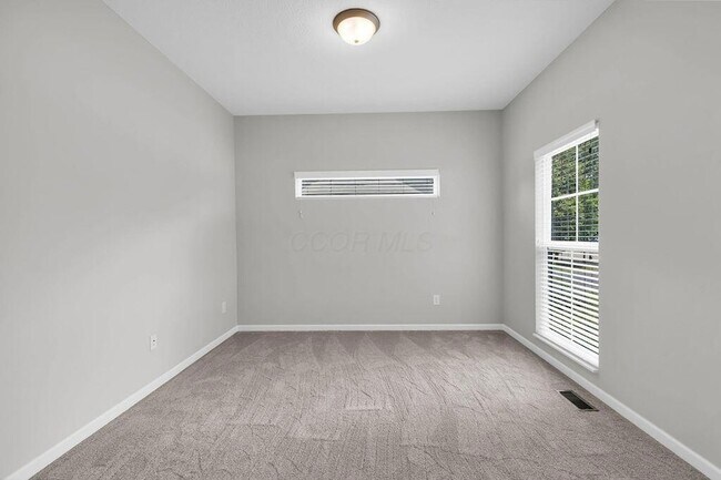 Foto del edificio - 7035 Coffman Rd