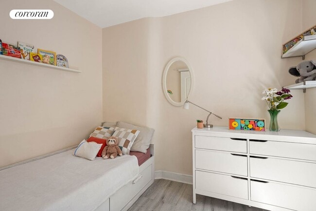 Foto del edificio - 4142-42 50th St