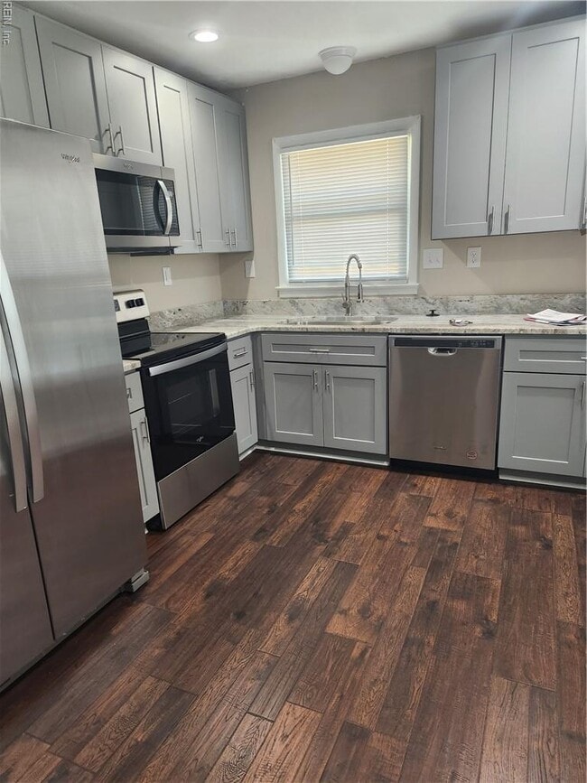 Photo - 3533 Dana Ln House