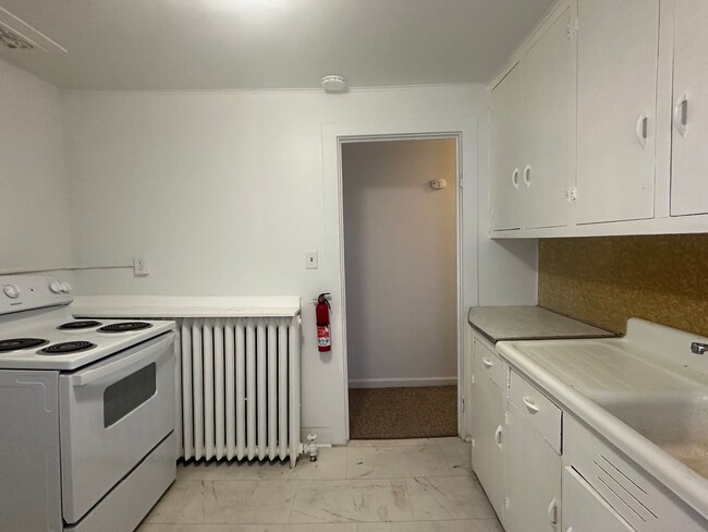 Photo - 219 N. Huron St. Apartment