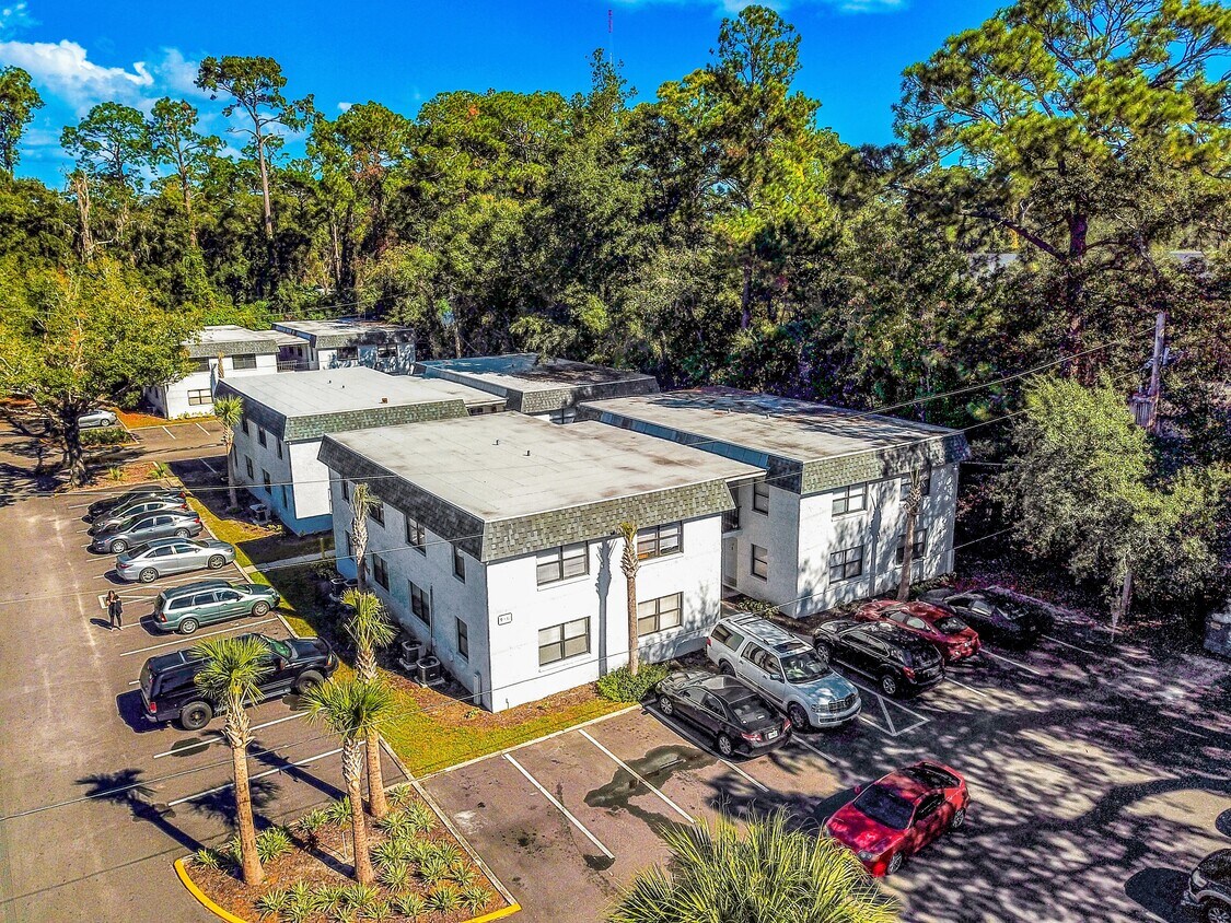 Kabana Cove Apartments in Jacksonville, FL