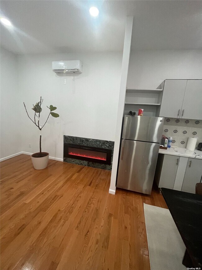 Building Photo - 671 Flatbush Ave
