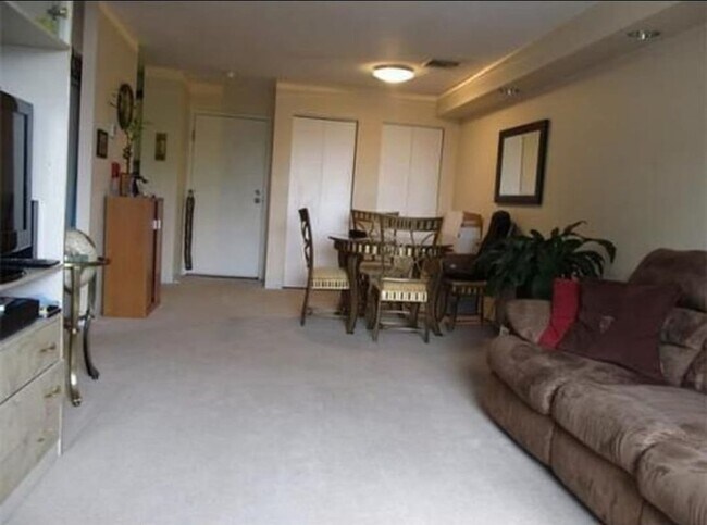 Photo - 35 Des Moines Rd Apartment