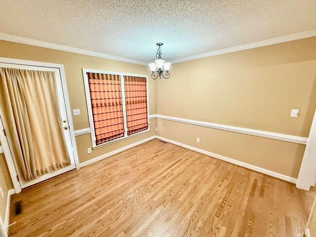 Building Photo - Three bedroom, 2 bath house in Gibsonville