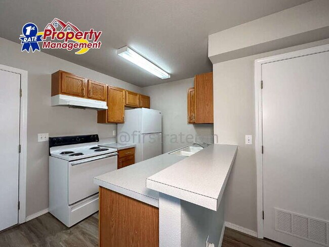 Foto del edificio - 257 Elbridge St E