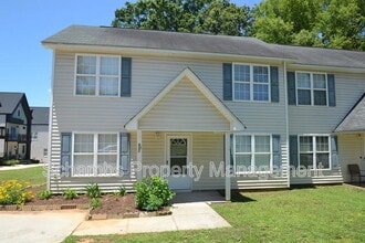 Building Photo - 824 Cumberland St