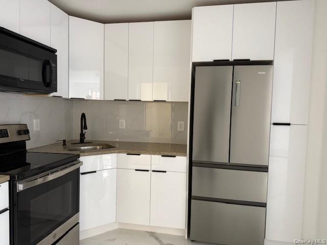 Foto del edificio - 58-24 Granger St