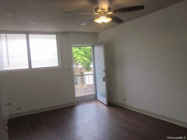 Building Photo - 1526 Kewalo St