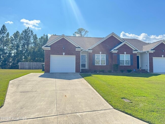 Building Photo - 2232 Brookville Dr