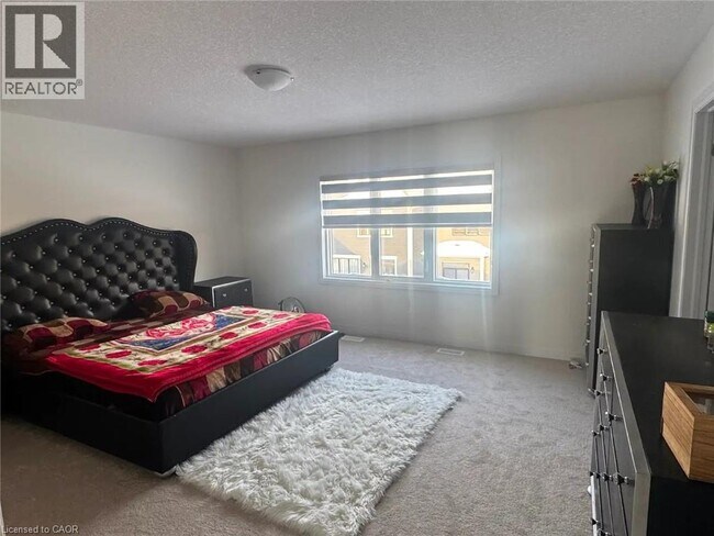 Building Photo - 147 Gillespie Dr