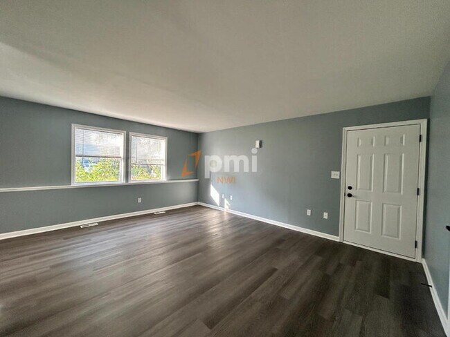 Foto del edificio - 5930 Fiesta Ave