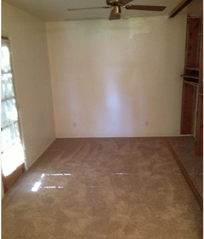 Foto del edificio - 1443 E Cedar St