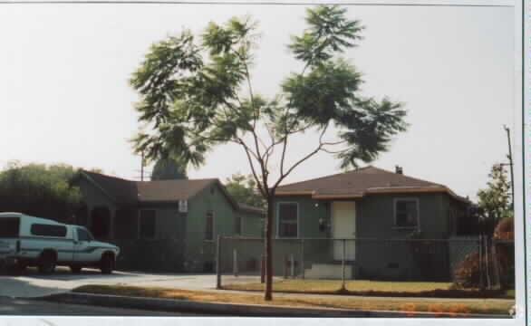 Building Photo - 6637-6643 Ira Ave
