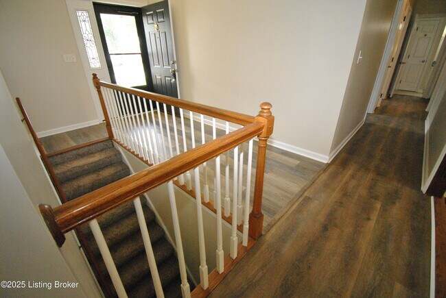 Foto del edificio - 12401 Ledges Dr