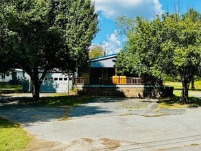 Building Photo - 1742 Willie Ray Dr