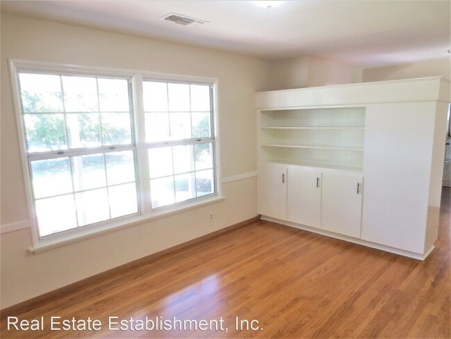 Building Photo - 4 br, 3 bath House - 1552 Windsor Lane